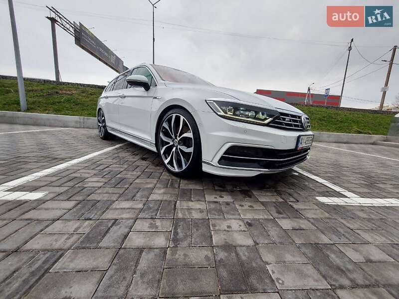 Универсал Volkswagen Passat 2016 в Киеве фото 3 Универсал Volkswagen Passat 2016 в Киеве