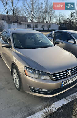 Седан Volkswagen Passat 2015 в Дніпрі