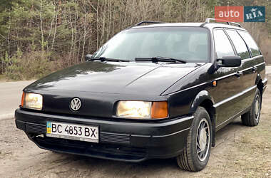 Універсал Volkswagen Passat 1993 в Харкові