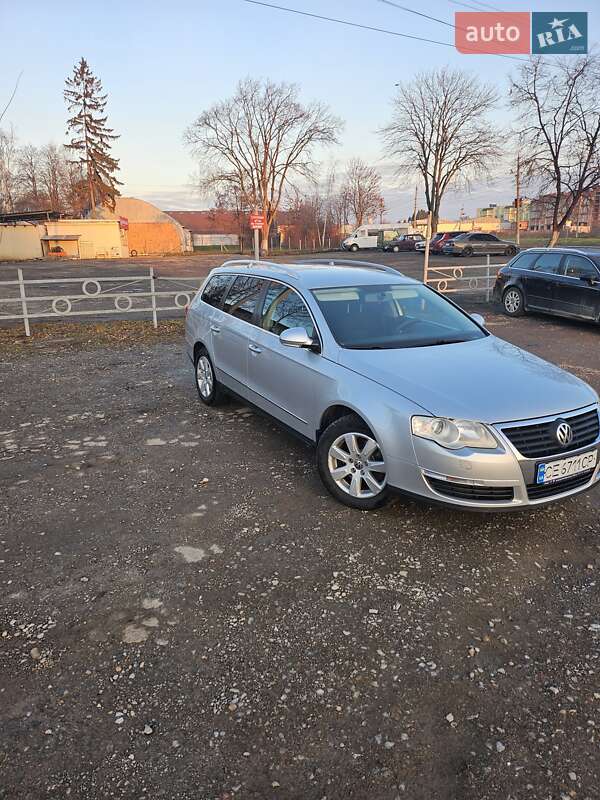 Універсал Volkswagen Passat 2009 в Чернівцях