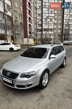 Універсал Volkswagen Passat 2008 в Києві