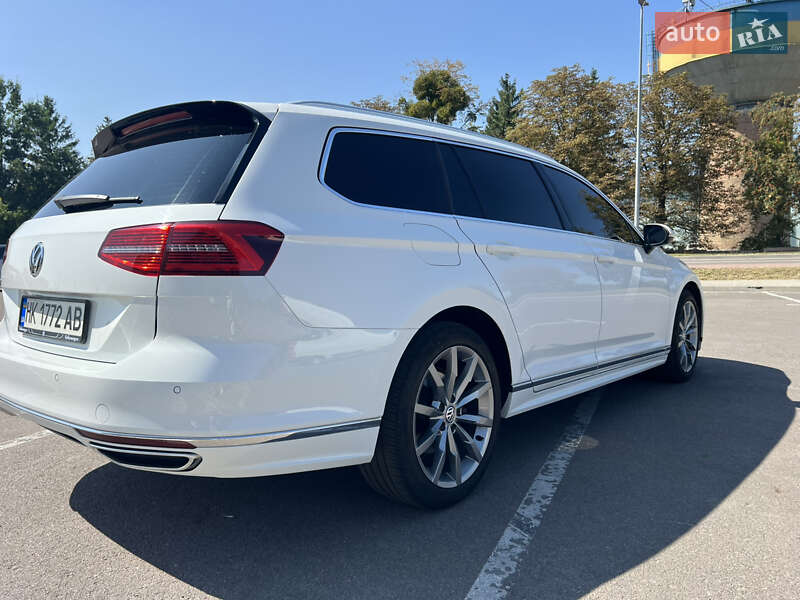 Універсал Volkswagen Passat 2019 в Рівному