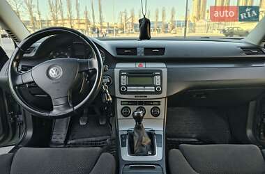 Седан Volkswagen Passat 2007 в Києві