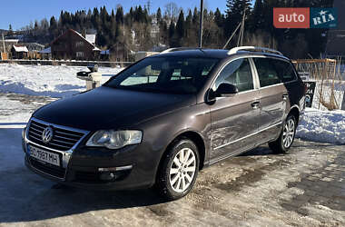 Универсал Volkswagen Passat 2007 в Бориславе