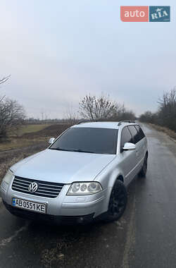 Універсал Volkswagen Passat 2004 в Бару