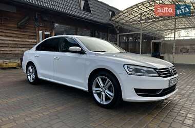 Седан Volkswagen Passat 2014 в Буске