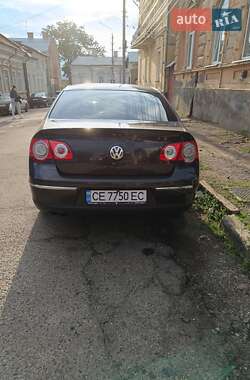 Седан Volkswagen Passat 2005 в Чернівцях