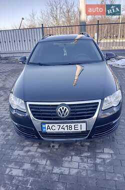 Універсал Volkswagen Passat 2008 в Луцьку