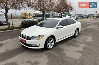 Седан Volkswagen Passat 2013 в Одесі