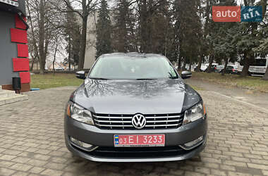 Седан Volkswagen Passat 2013 в Дубні