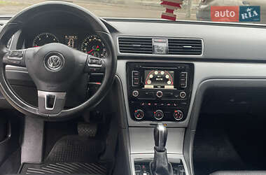 Седан Volkswagen Passat 2013 в Дубні