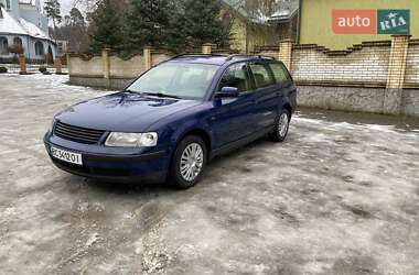 Універсал Volkswagen Passat 1998 в Львові