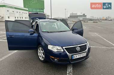 Універсал Volkswagen Passat 2006 в Києві