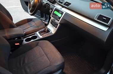 Седан Volkswagen Passat 2011 в 