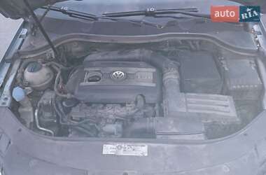 Седан Volkswagen Passat 2011 в 