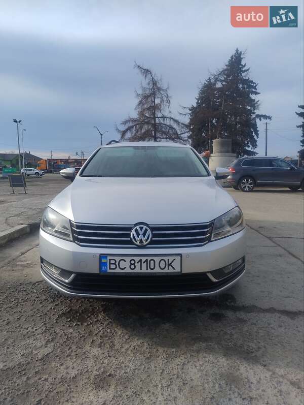 Универсал Volkswagen Passat 2011 в Львове