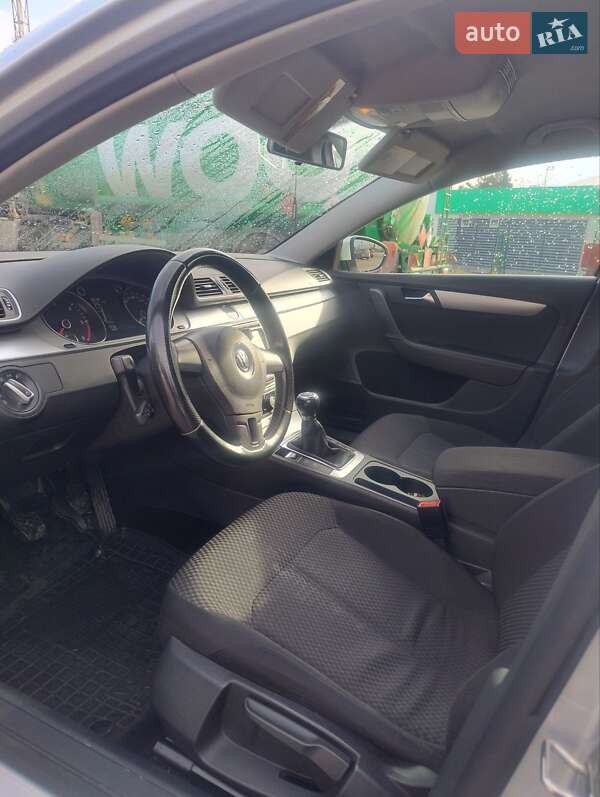 Универсал Volkswagen Passat 2011 в Львове