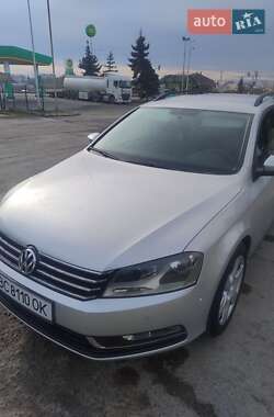 Універсал Volkswagen Passat 2011 в Львові