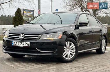 Седан Volkswagen Passat 2013 в Киеве