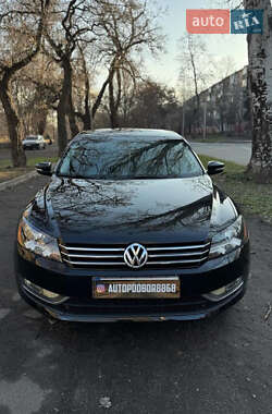 Седан Volkswagen Passat 2013 в Запоріжжі