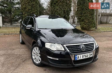 Універсал Volkswagen Passat 2006 в Житомирі