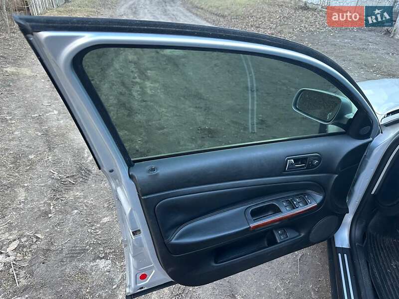 Седан Volkswagen Passat 2003 в Конотопе