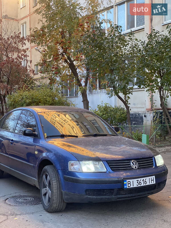 Седан Volkswagen Passat 1999 в Полтаві
