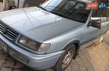 Универсал Volkswagen Passat 1996 в 