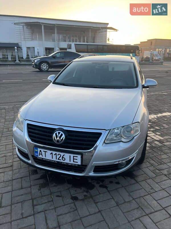 Универсал Volkswagen Passat 2005 в Кельменцах