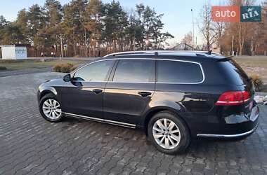 Универсал Volkswagen Passat 2011 в 