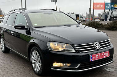 Універсал Volkswagen Passat 2011 в Вінниці