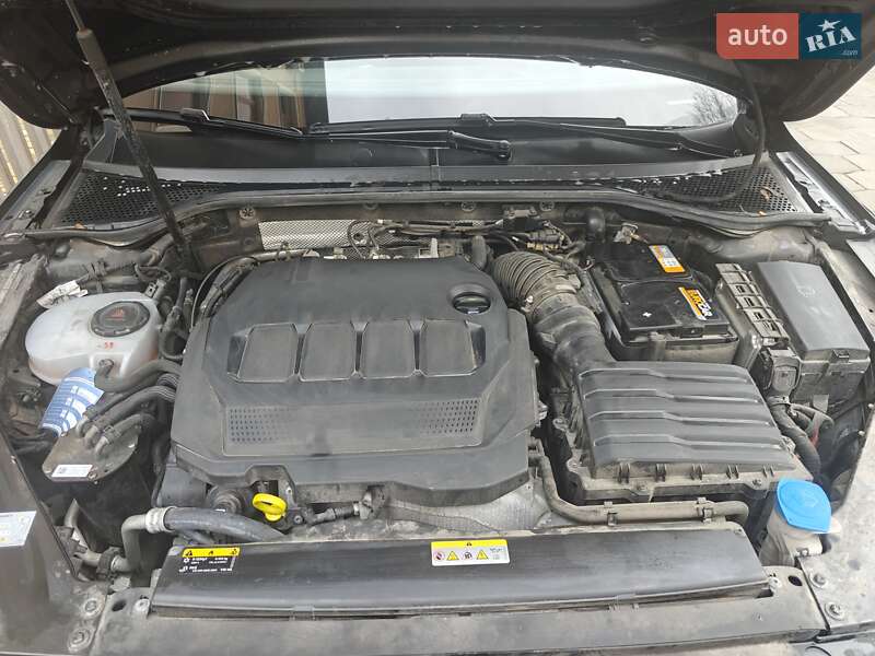 Универсал Volkswagen Passat 2020 в Луцке