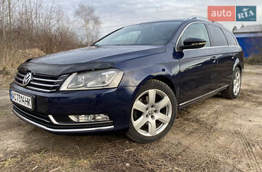 Универсал Volkswagen Passat 2011 в Любомле