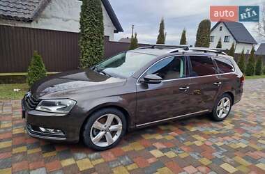 Универсал Volkswagen Passat 2011 в Владимирце