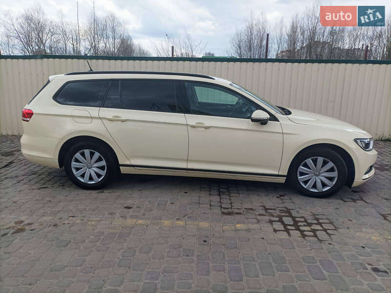 Універсал Volkswagen Passat 2017 в 