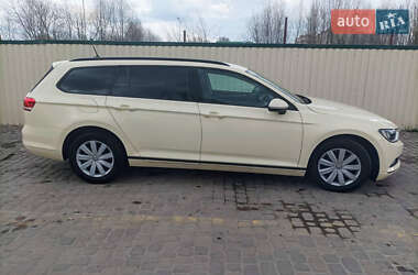 Універсал Volkswagen Passat 2017 в 