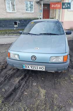 Седан Volkswagen Passat 1990 в Хмельницькому