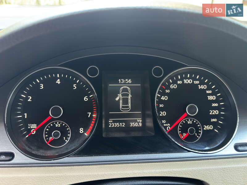 Седан Volkswagen Passat 2011 в Дрогобыче