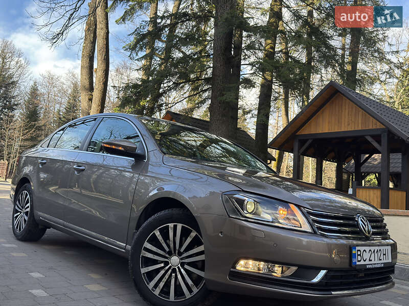 Седан Volkswagen Passat 2011 в Дрогобыче