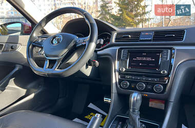 Седан Volkswagen Passat 2017 в 