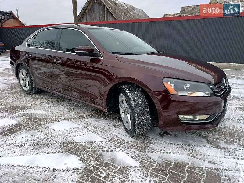 Седан Volkswagen Passat 2012 в Полонном