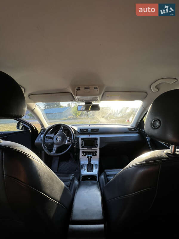 Универсал Volkswagen Passat 2010 в Тернополе