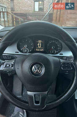 Универсал Volkswagen Passat 2010 в 