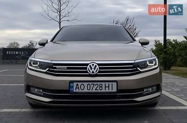 Седан Volkswagen Passat 2016 в Мукачево