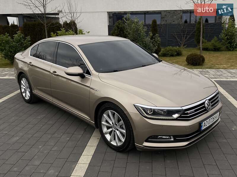 Седан Volkswagen Passat 2016 в Мукачево