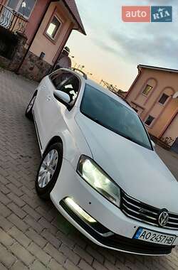 Універсал Volkswagen Passat 2014 в Сарнах