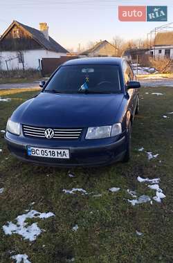 Седан Volkswagen Passat 1997 в Буську