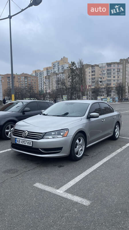Седан Volkswagen Passat 2012 в Броварах