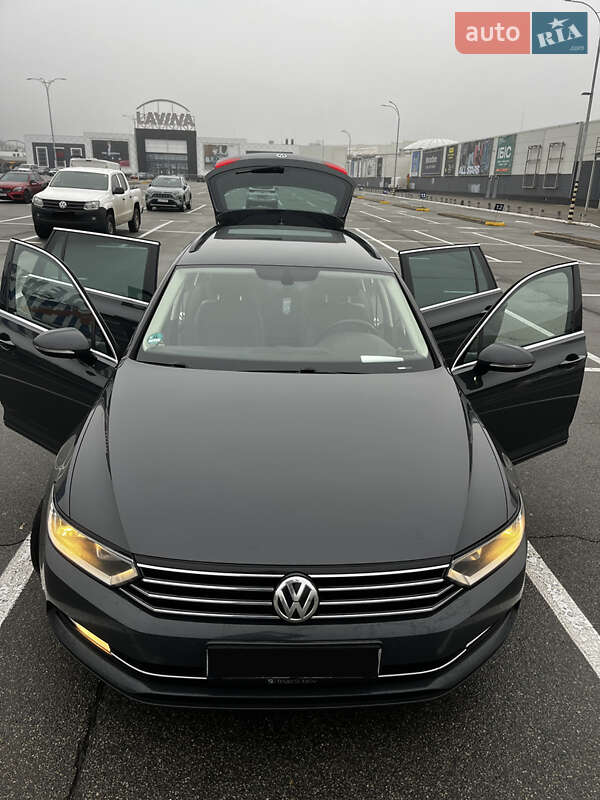 Універсал Volkswagen Passat 2016 в Києві