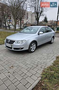 Седан Volkswagen Passat 2008 в Виннице